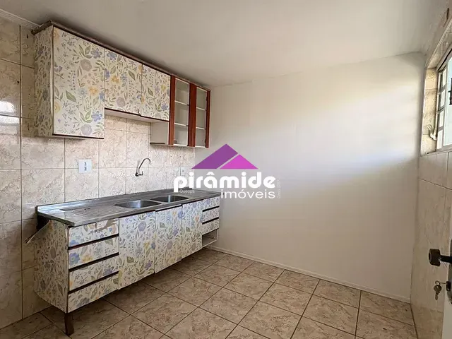 Casa com 290m², para alugar, no bairro Jardim Satélite em São José dos Campos