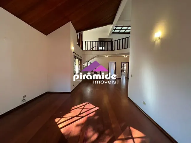 Casa 4 quartos e 2 banheiros, à venda ou para alugar, no bairro Jardim Aquarius em São José dos Campos