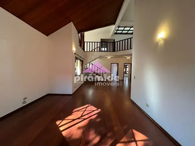 Casa 4 quartos e 2 banheiros, à venda ou para alugar, no bairro Jardim Aquarius em São José dos Campos