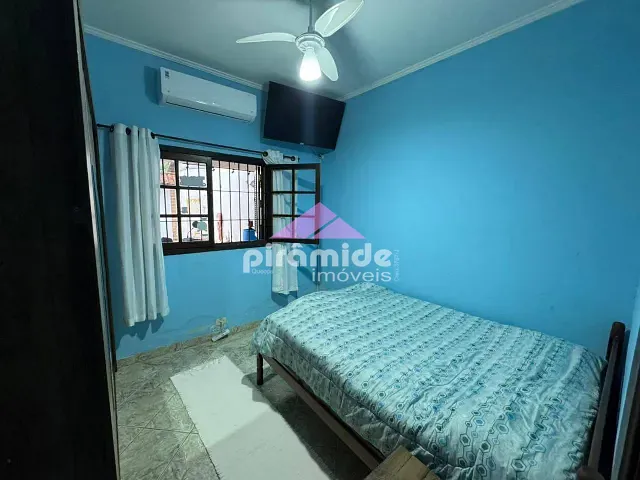 Casa com 150m² 5 quartos e 3 banheiros, à venda ou para alugar, no bairro Jaraguá em São Sebastião
