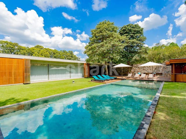 Casa com 3023m² 5 quartos e 6 banheiros, à venda, no bairro Fazenda Boa Vista I em Porto Feliz