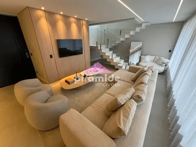 Casa com 568m² 4 quartos e 6 banheiros, à venda, no bairro Condomínio Residencial Monte Carlo em São José dos Campos