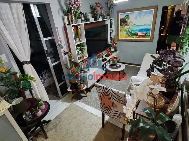 Casa 4 quartos e 2 banheiros, à venda, no bairro Colônia Santo Antônio em Barra Mansa