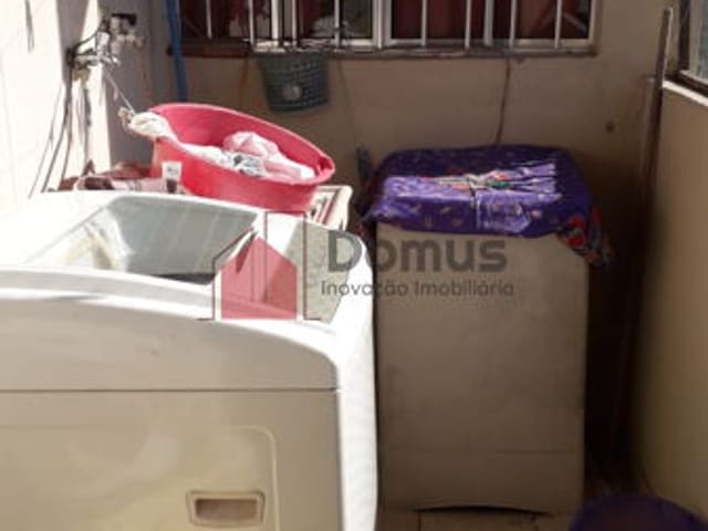 Casa à venda, no bairro Conjunto Residencial Araretama em Pindamonhangaba