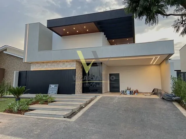 Casa com 407m² 4 quartos e 5 banheiros, à venda, no bairro Loteamento Terras Alphaville em Anápolis