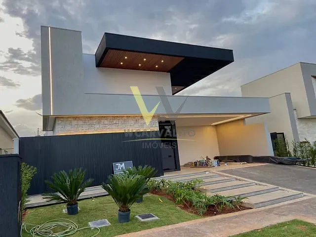 Casa com 407m² 4 quartos e 5 banheiros, à venda, no bairro Loteamento Terras Alphaville em Anápolis
