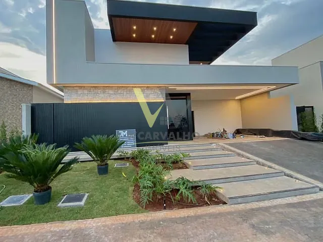 Casa com 407m² 4 quartos e 5 banheiros, à venda, no bairro Loteamento Terras Alphaville em Anápolis