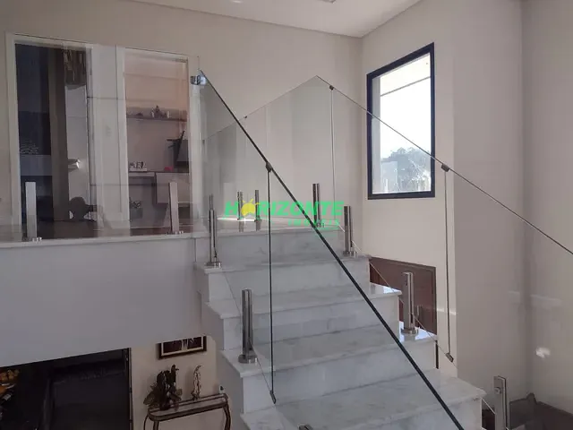 Casa com 451m² 4 quartos e 6 banheiros, à venda, no bairro Urbanova em São José dos Campos