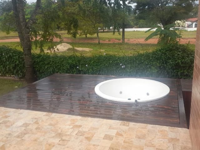 Casa com 900m² 3 quartos e 2 banheiros, à venda ou para alugar, no bairro Thermas de Santa Barbara em Águas de Santa Bárbara