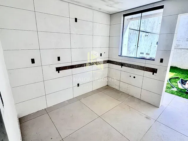 Casa 2 quartos e 3 banheiros, à venda, no bairro Copacabana em Belo Horizonte