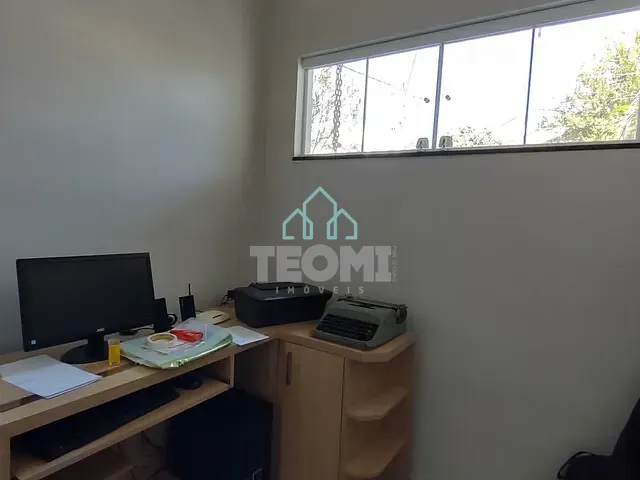 Casa com 260m² 3 quartos e 2 banheiros, à venda ou para alugar, no bairro Campos do Conde Louvre em Tremembé