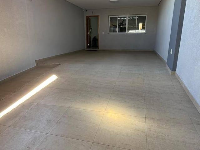 Casa com 450m² 3 quartos e 3 banheiros, à venda, no bairro Extremaville em Extrema