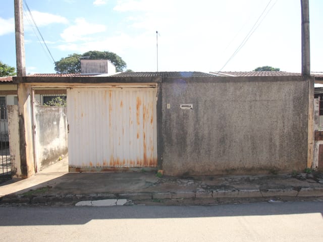 Casa com 161m² 2 quartos e 1 banheiro, à venda, no bairro Vila Zanetti em São João da Boa Vista