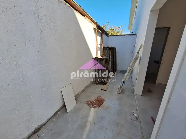 Casa com 120m² 2 quartos e 1 banheiro, à venda, no bairro Massaguaçu em Caraguatatuba
