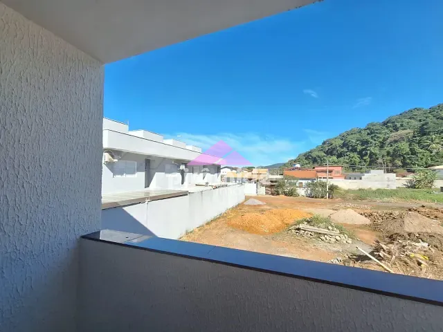Casa com 47m² 2 quartos e 1 banheiro, à venda, no bairro Massaguaçu em Caraguatatuba