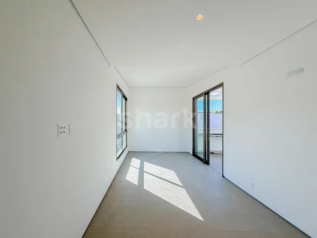 Casa com 200m² 3 quartos e 5 banheiros, à venda, no bairro Vila Nova Conceição em São Paulo