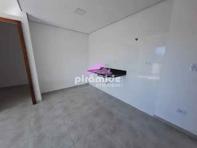 Casa com 60m² 2 quartos e 1 banheiro, à venda, no bairro Massaguaçu em Caraguatatuba
