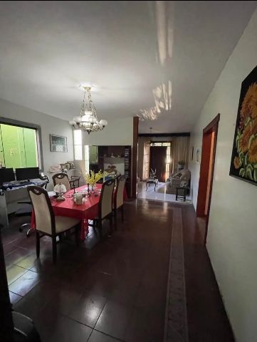 Casa com 360m² 5 quartos e 4 banheiros, à venda, no bairro Centro em Campos dos Goytacazes