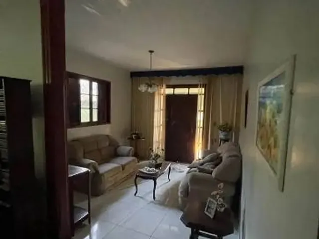 Casa com 360m² 5 quartos e 4 banheiros, à venda, no bairro Centro em Campos dos Goytacazes