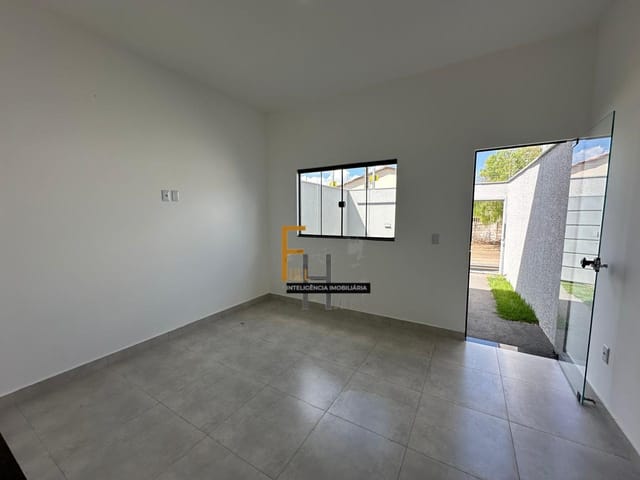 Casa com 120m² 2 quartos e 2 banheiros, à venda, no bairro Residencial Buena Vista I em Goiânia
