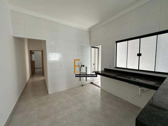 Casa com 120m² 2 quartos e 2 banheiros, à venda, no bairro Residencial Buena Vista I em Goiânia