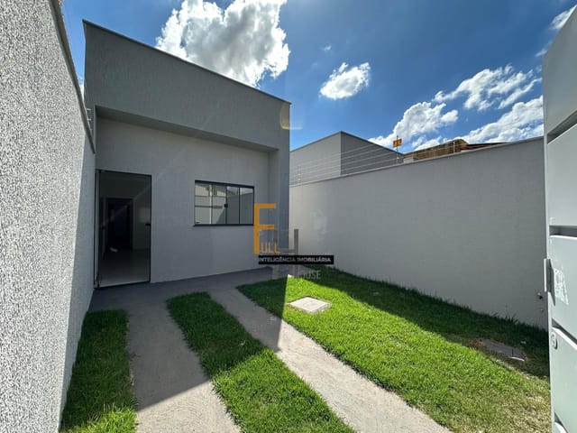 Casa com 120m² 2 quartos e 2 banheiros, à venda, no bairro Residencial Buena Vista I em Goiânia