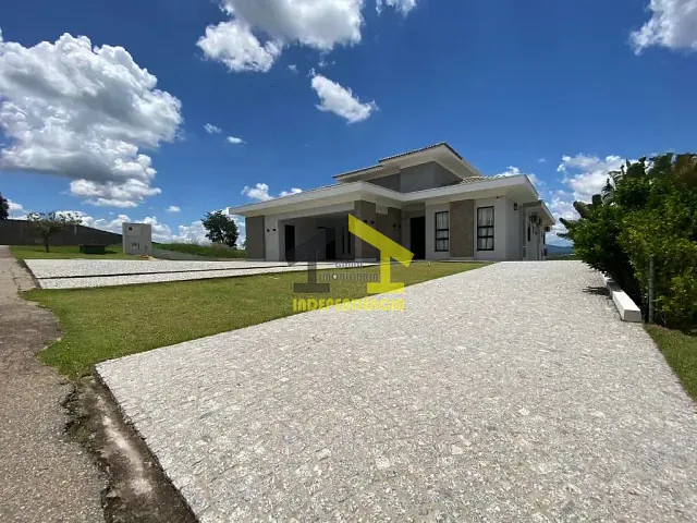 Casa com 1002m² 5 quartos e 6 banheiros, à venda, no bairro Jardim São Marcos em Itatiba