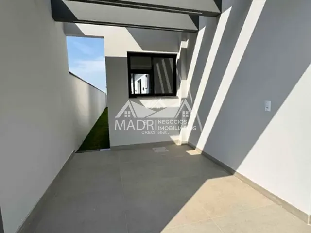 Casa 3 quartos e 3 banheiros, à venda, no bairro Alto Aririú em Palhoça
