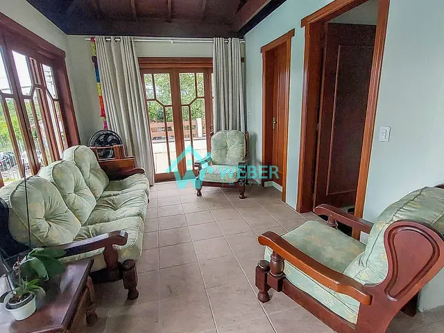 Casa 4 quartos e 4 banheiros, à venda, no bairro Paulista em Campo Bom