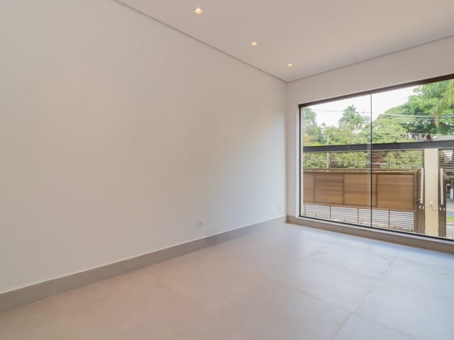 Casa com 650m² 5 quartos e 7 banheiros, à venda, no bairro Jardim Guedala em São Paulo