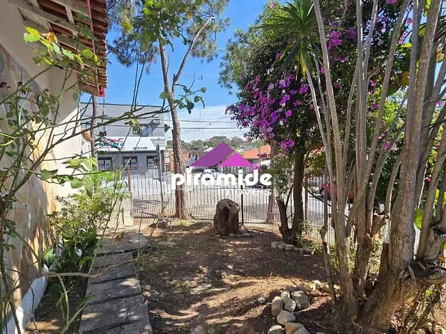 Casa com 292m² 3 quartos e 4 banheiros, à venda, no bairro Vista Verde em São José dos Campos