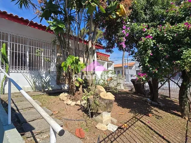 Casa com 292m² 3 quartos e 4 banheiros, à venda, no bairro Vista Verde em São José dos Campos