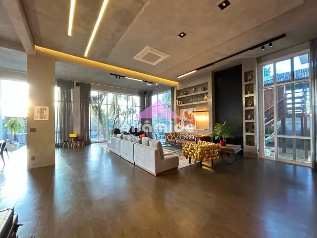 Casa 4 quartos e 6 banheiros, à venda, no bairro Condomínio Residencial Mirante do Vale em Jacareí
