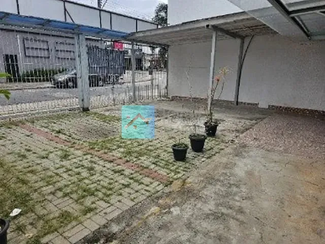 Casa para alugar, no bairro Jardim Satélite em São José dos Campos