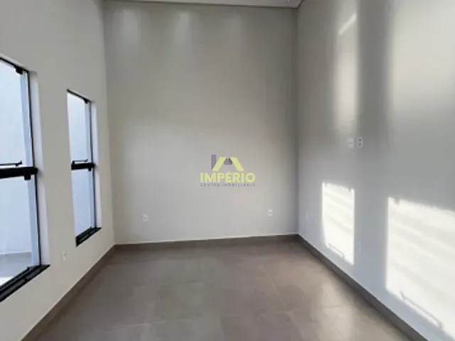 Casa com 180m² 2 quartos e 2 banheiros, à venda, no bairro Residencial Parque Imperial em Salto