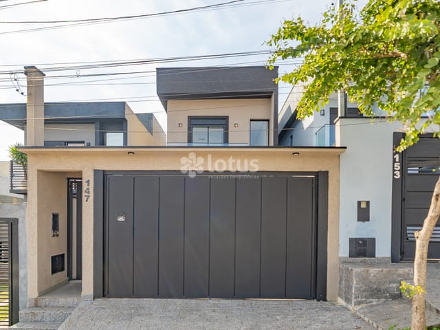 Casa com 150m² 3 quartos e 3 banheiros, à venda, no bairro Villas do Jaguari em Santana de Parnaíba