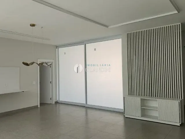 Casa com 300m² 3 quartos e 3 banheiros, à venda, no bairro Residencial São Luiz em Artur Nogueira