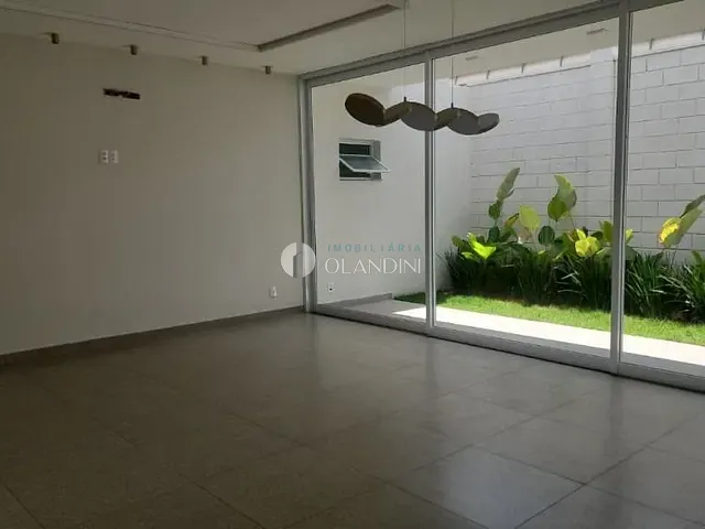 Casa com 300m² 3 quartos e 3 banheiros, à venda, no bairro Residencial São Luiz em Artur Nogueira