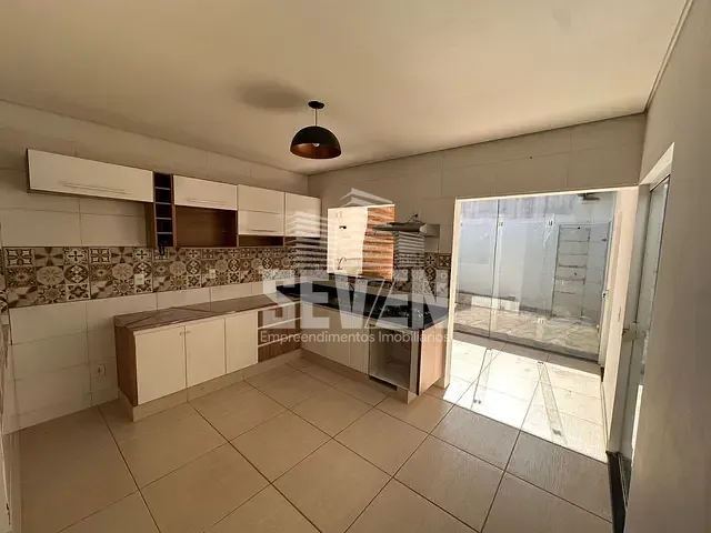 Casa 3 quartos e 3 banheiros, à venda, no bairro Distrito Industrial Domingos Biancardi em Bauru