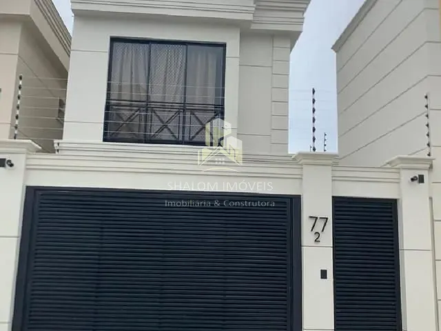 Casa 3 quartos e 4 banheiros, à venda, no bairro Praia do Morro em Guarapari