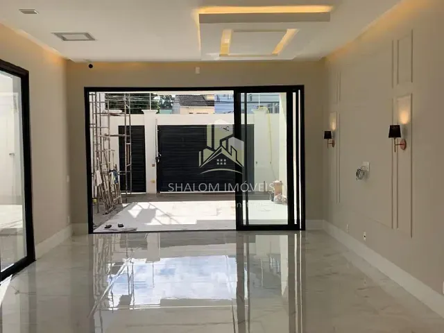 Casa 3 quartos e 4 banheiros, à venda, no bairro Praia do Morro em Guarapari