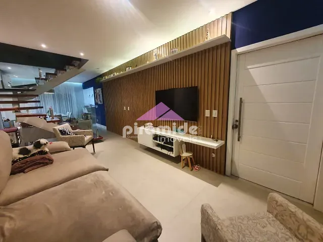 Casa 4 quartos e 5 banheiros, à venda ou para alugar, no bairro Parque Residencial Maria Elmira em Caçapava