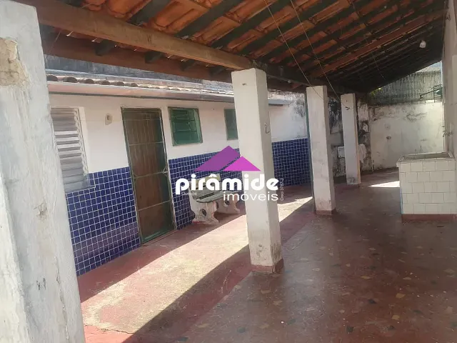 Casa 5 quartos e 3 banheiros, à venda, no bairro Sumaré em Caraguatatuba