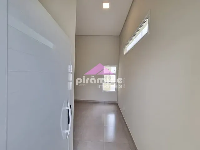 Casa 2 quartos e 1 banheiro, à venda, no bairro Loteamento Portal Santa Inês em São José dos Campos