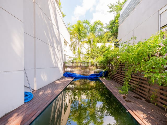 Casa com 874m² 3 quartos e 6 banheiros, à venda, no bairro Jardim Everest em São Paulo