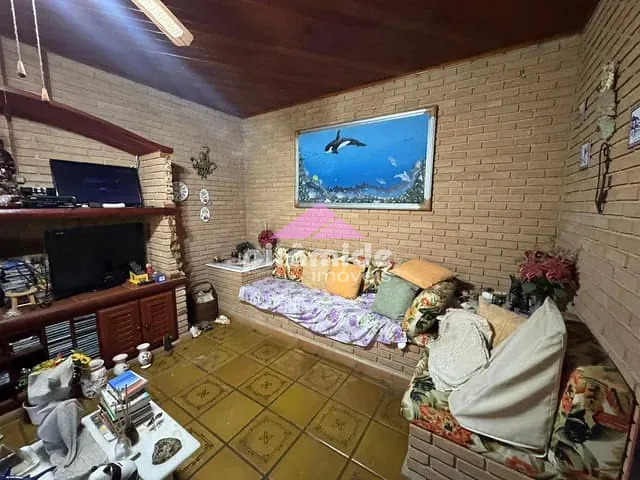 Casa com 300m² 2 quartos e 2 banheiros, à venda, no bairro Tabatinga em Ubatuba