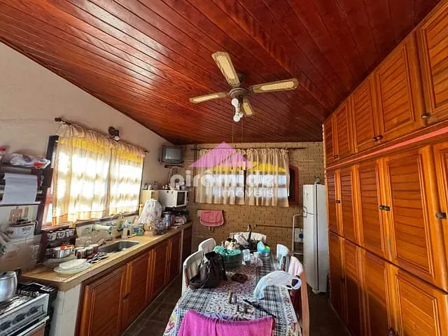 Casa com 300m² 2 quartos e 2 banheiros, à venda, no bairro Tabatinga em Ubatuba