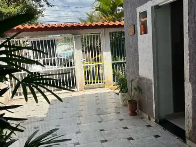 Casa com 203m² 2 quartos e 4 banheiros, à venda, no bairro Jardim Wanel Ville IV em Sorocaba
