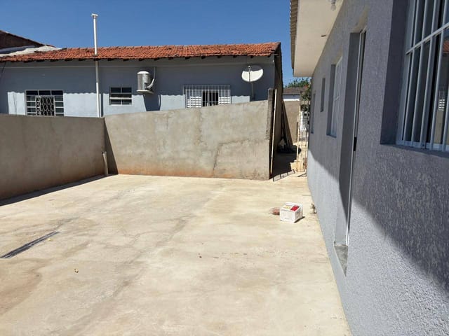 Casa com 150m² 1 quarto e 1 banheiro, à venda, no bairro Jardim Rossin em Campinas