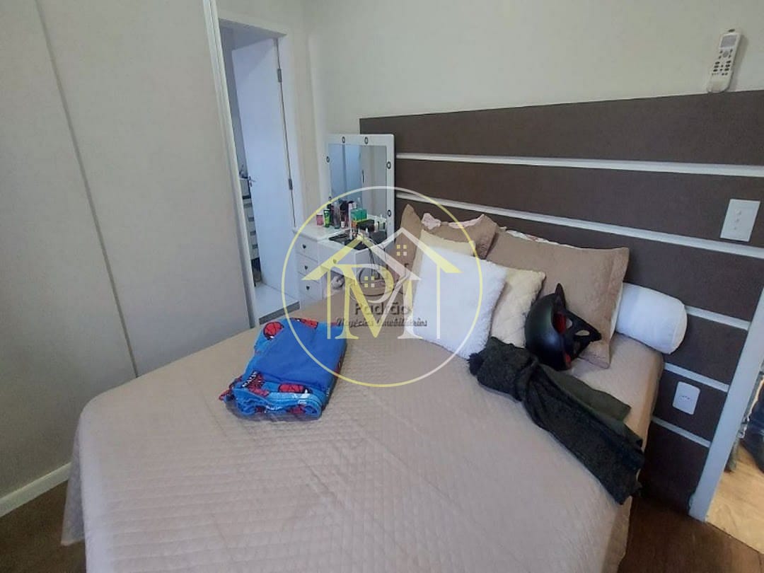Casa à venda com 3 quartos, 310m² - Foto 16